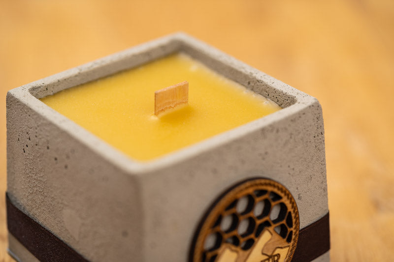 Bienenwachskerze Beton